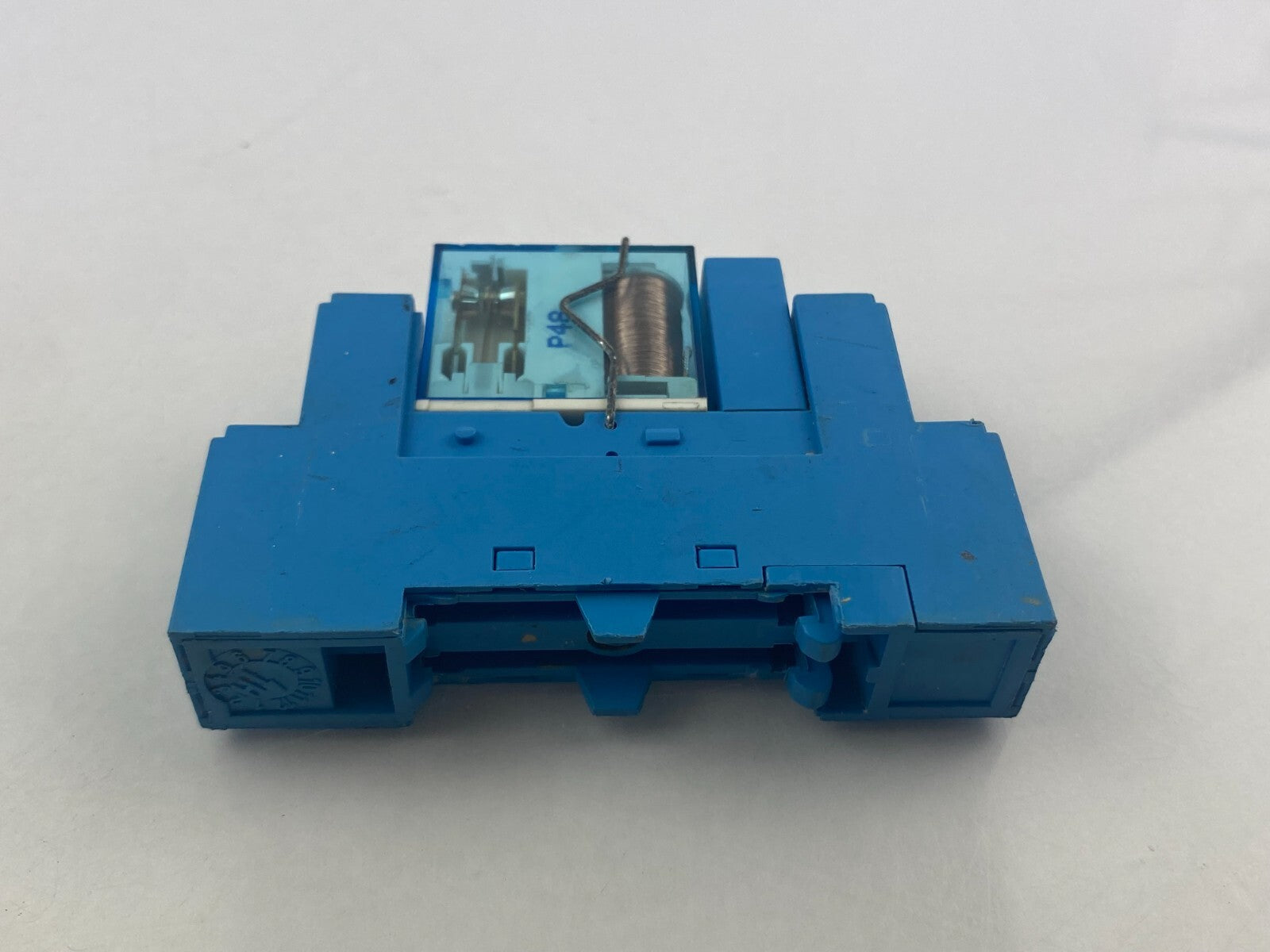 Finder 44.62 10a-250v~ + finder 95.85.1 **2 Stück**