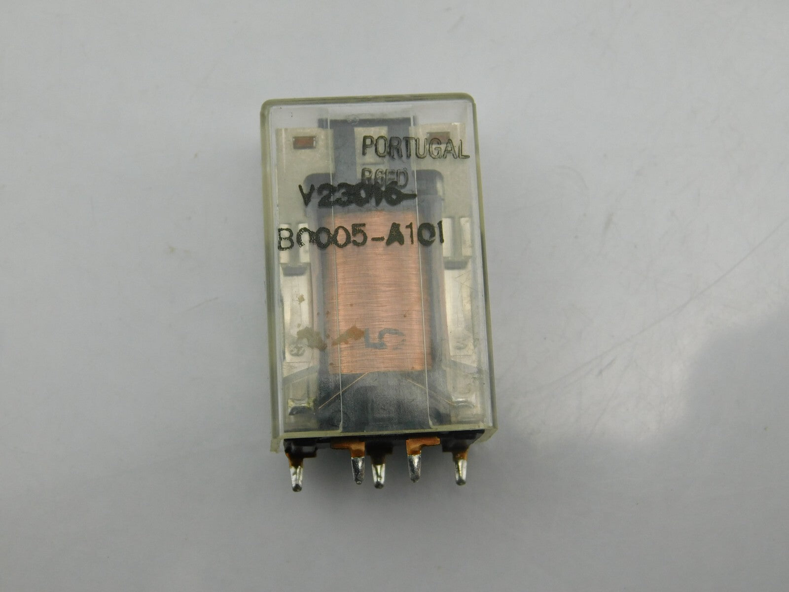 SIEMENS V23016-B0005-A101