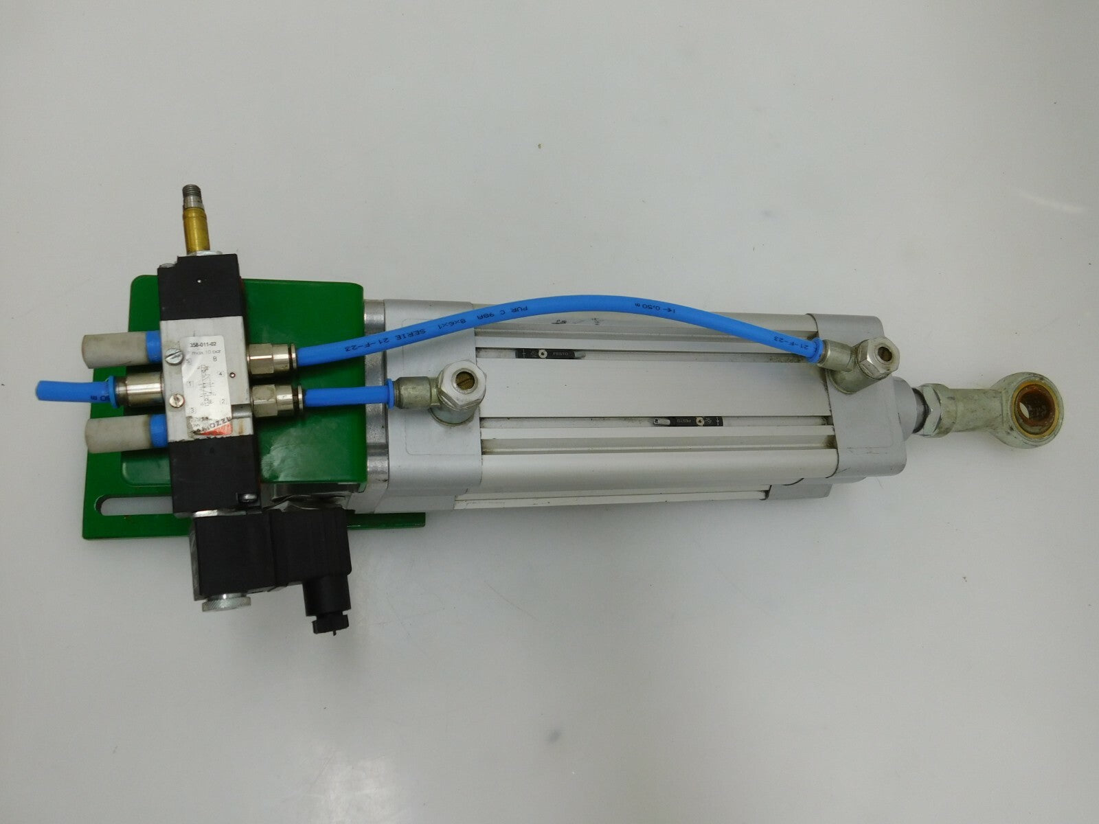 Festo DSBC-80-150-PPSA-N3 2126640 J708 + Camozzi 358-011-02 