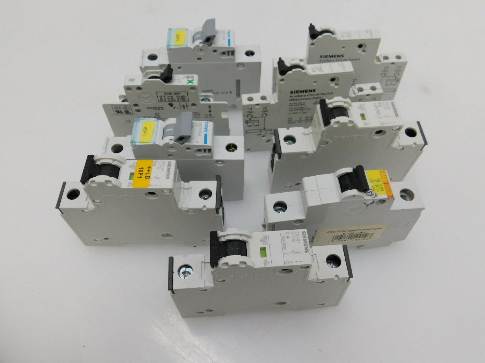 Posten Siemens 5SY61 MCB C4 Möeller hager MCN 104 C4 ** 9 Stück **