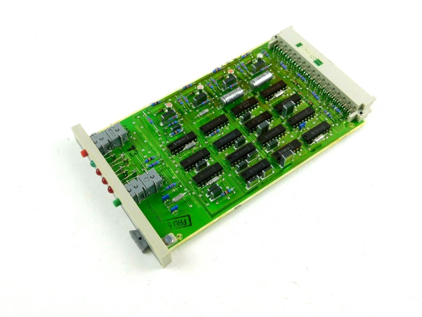 Siemens 7TW8001-2 / BB  G33928-D0051-C003-C1-0036 