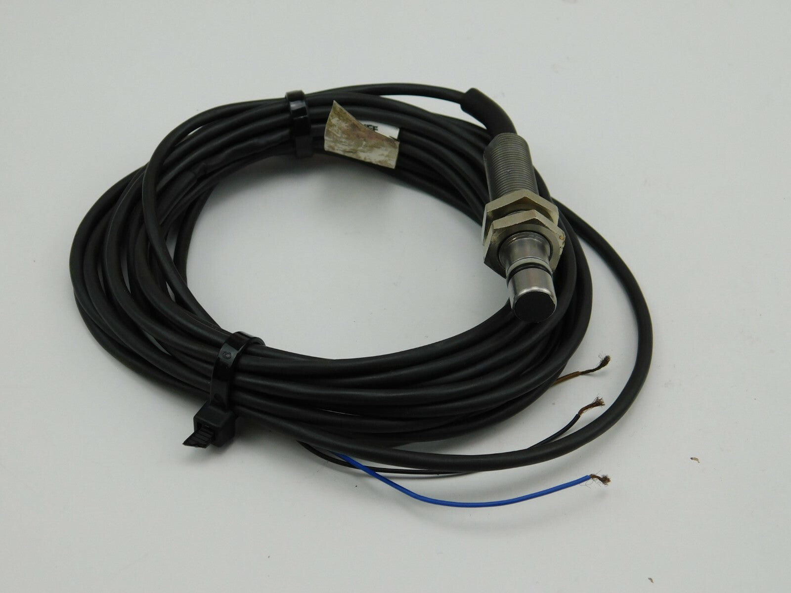 BALLUFF BES 516-300-S135-D-PU 10-30 V DC 200 mA sn= 1,5 mm Ca. 4 Meter