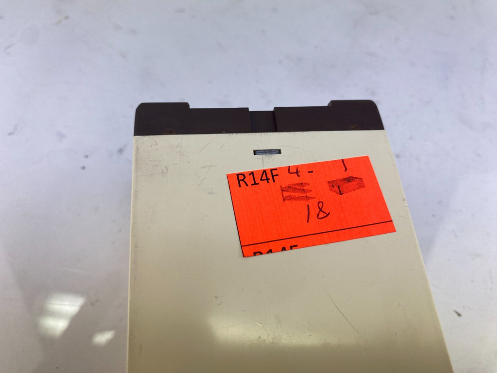 BALLUFF BES 516-11-10 250V 5A 1200VA