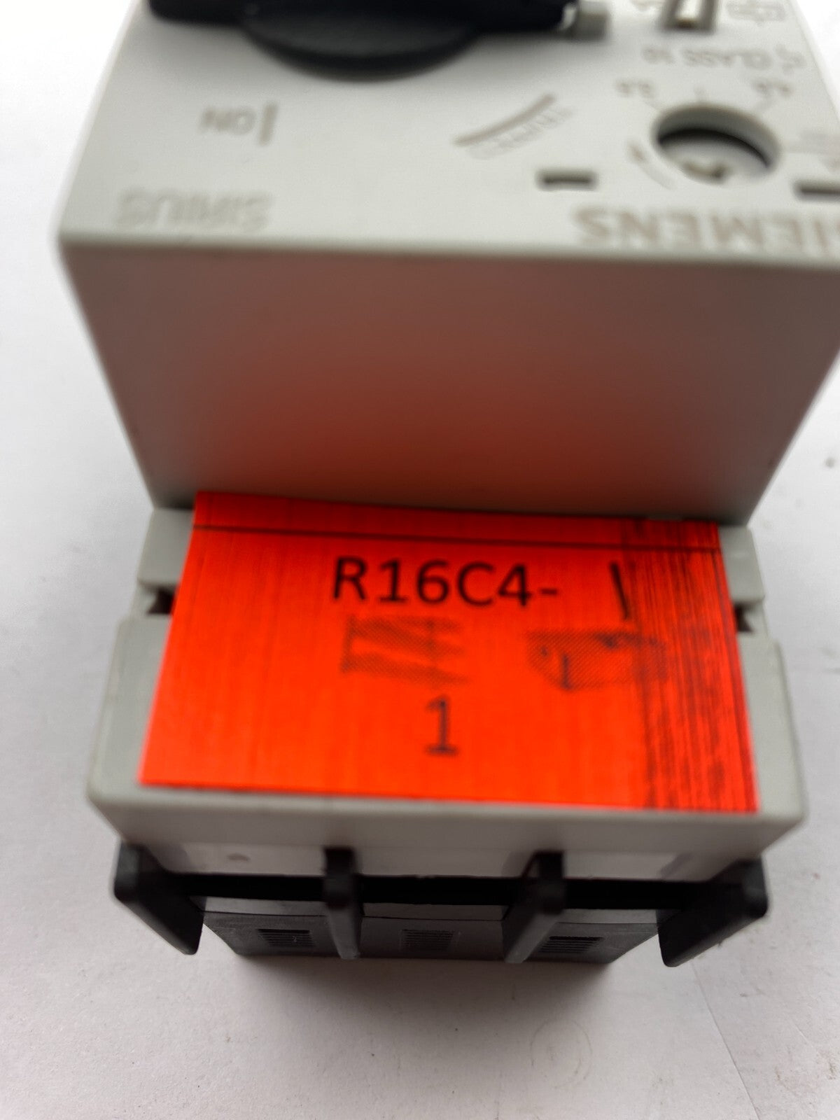 SIEMENS 3RV1021-1FA10 ** 2 Stück**