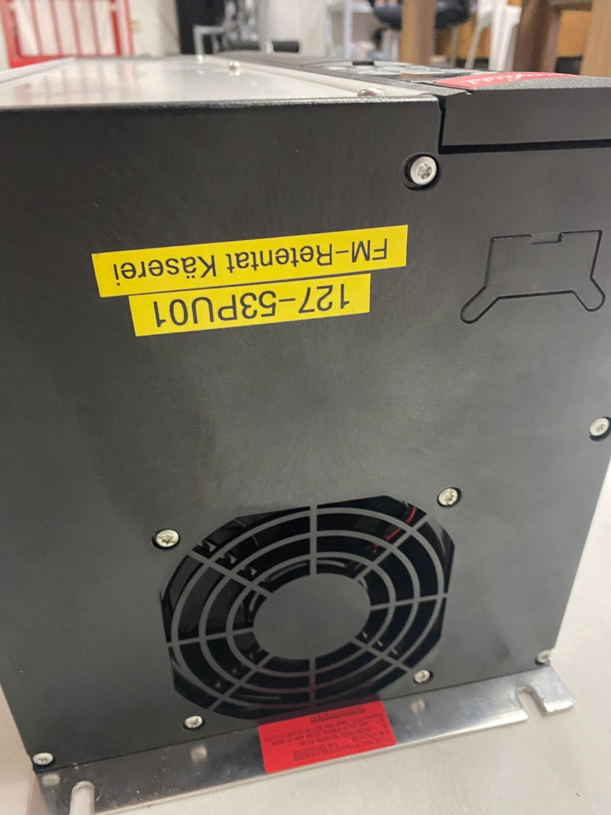 Danfoss VLT 5000 VLT5027PT5C20STR30LF00A00C0 IP20 Tamb MAX 40°/45° C(104°/113°F)