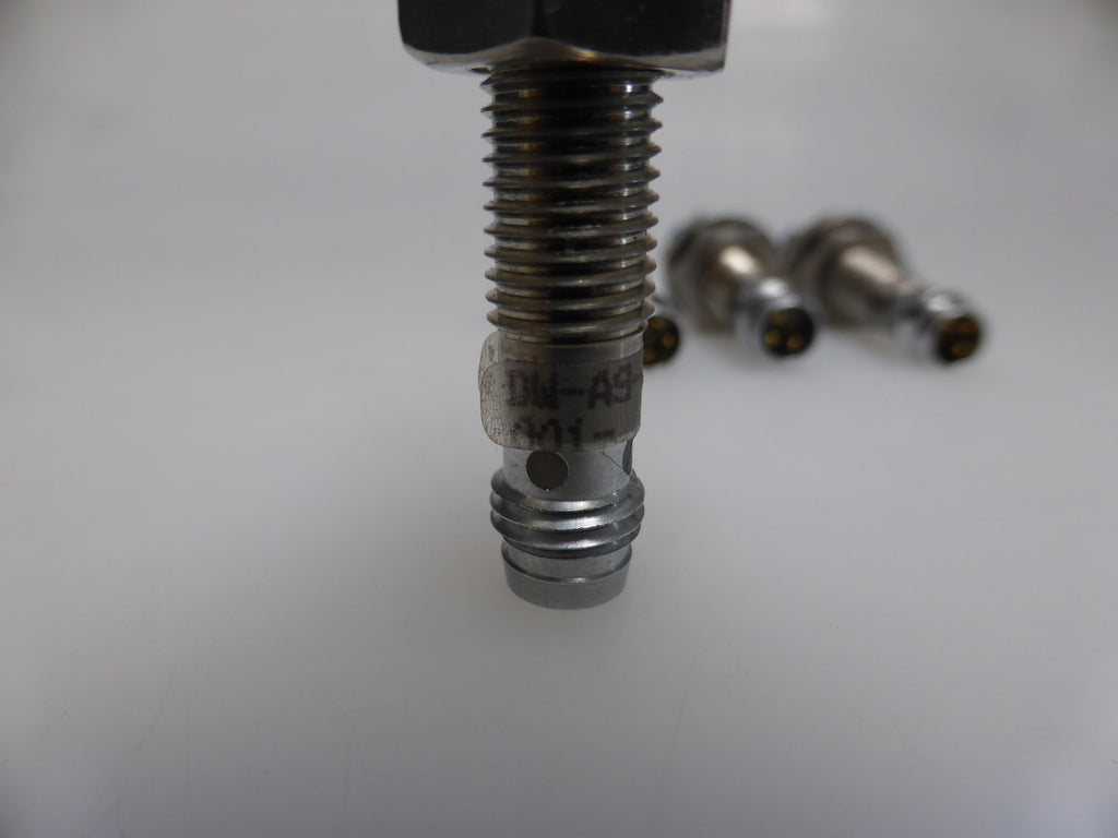 Contrinex Induktiver Nährungsschalter DW-AS-612-M8-001