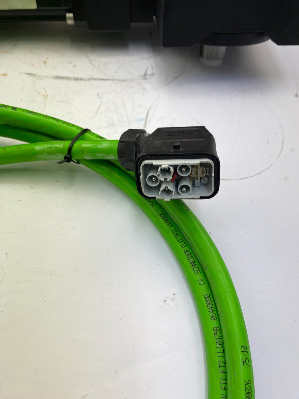 Schneider Electric iSH100/30058/0/0/00/0/00/10/00