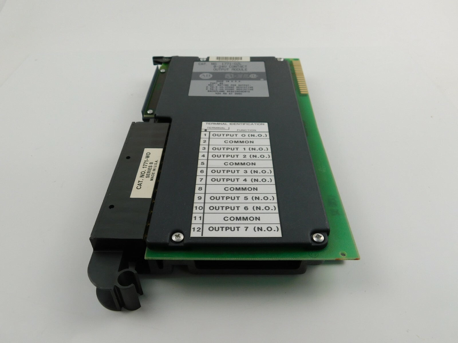 Allen Bradley CAT.NO.1771-OZL 0-24 V Contact Output Module