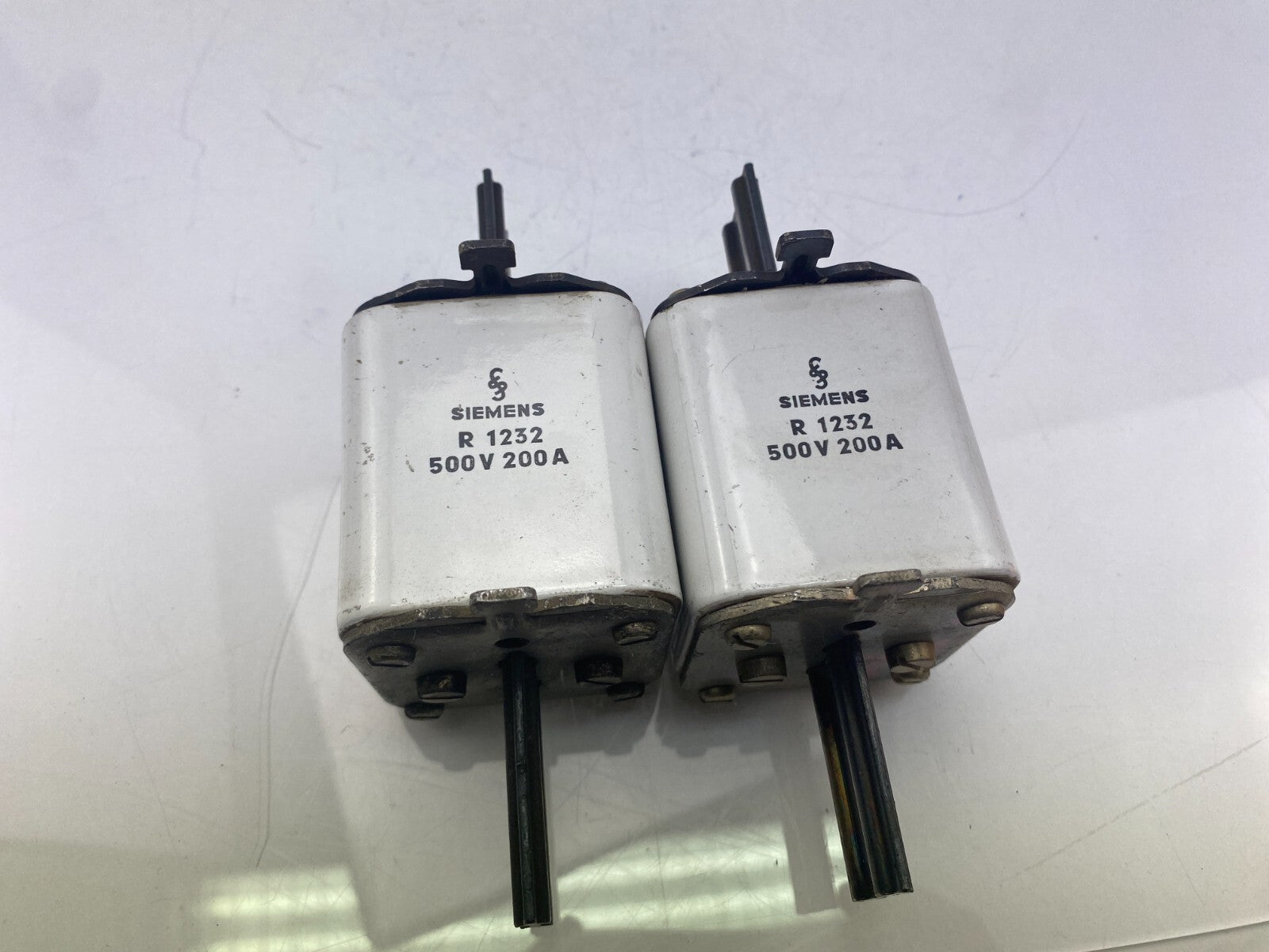 SIEMENS R 1232 500V 200A