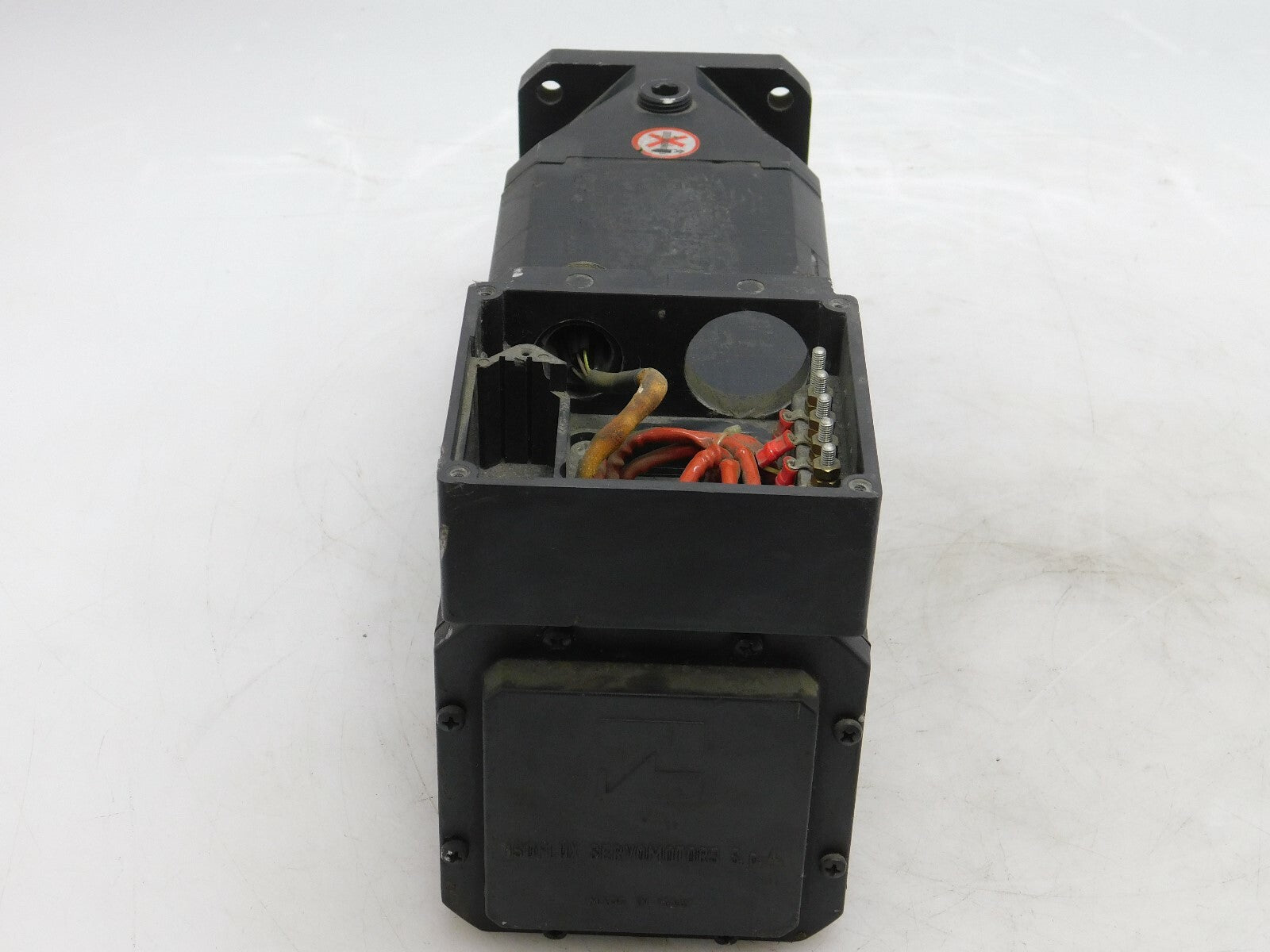 Isoflux ABB Servomotor 6443300UV1021G1E  14/70Nm  15,4/77A 