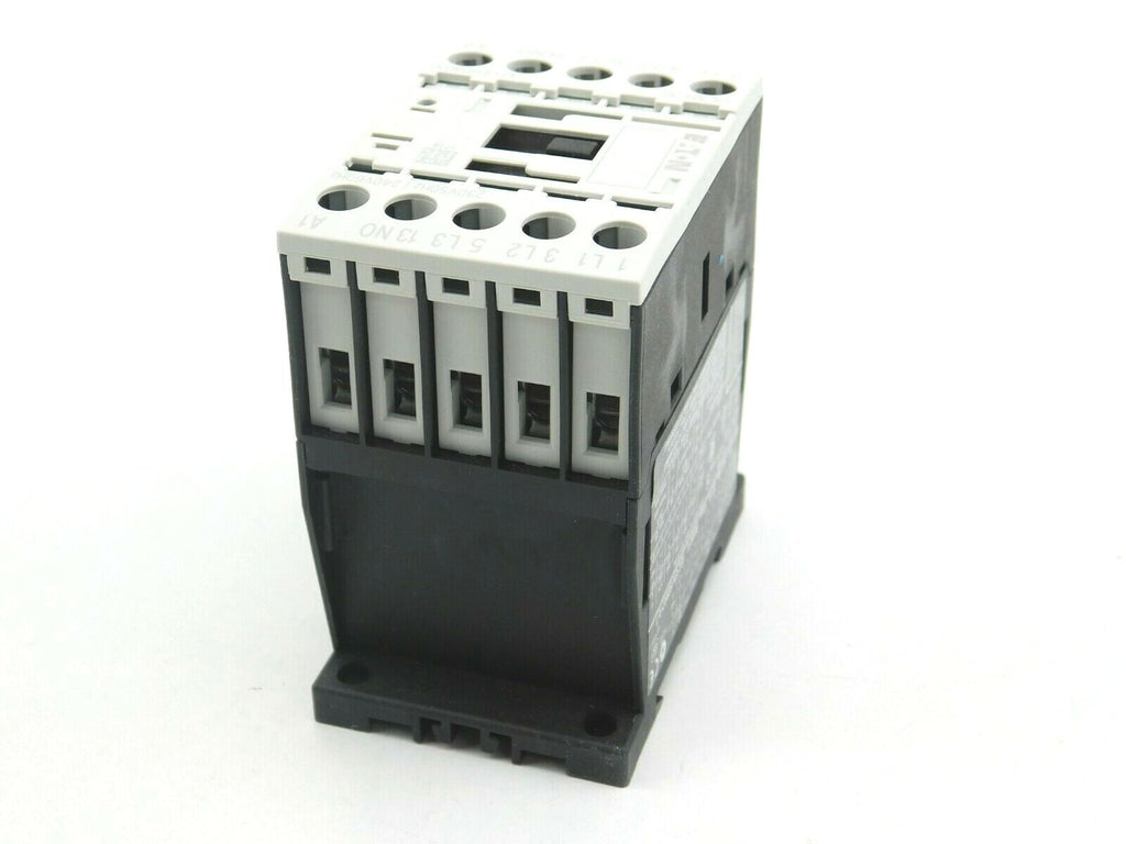 EATON  Leistungsschütz, 4 kW DILM9-10 XTC009B10F 230V50HZ.24 0V 60HZ