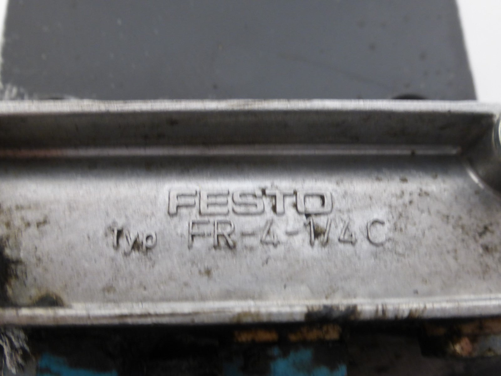 Festo Wartungseinheit LR-1/2-S-7-B usw...