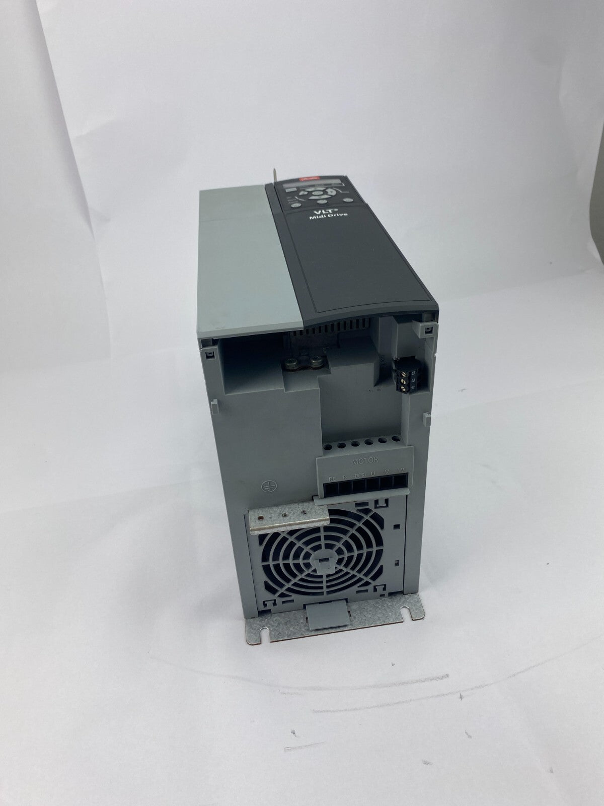 Danfoss LISTED 5AF3 E358502 FC-280P11KT4E20H1 134U7722
