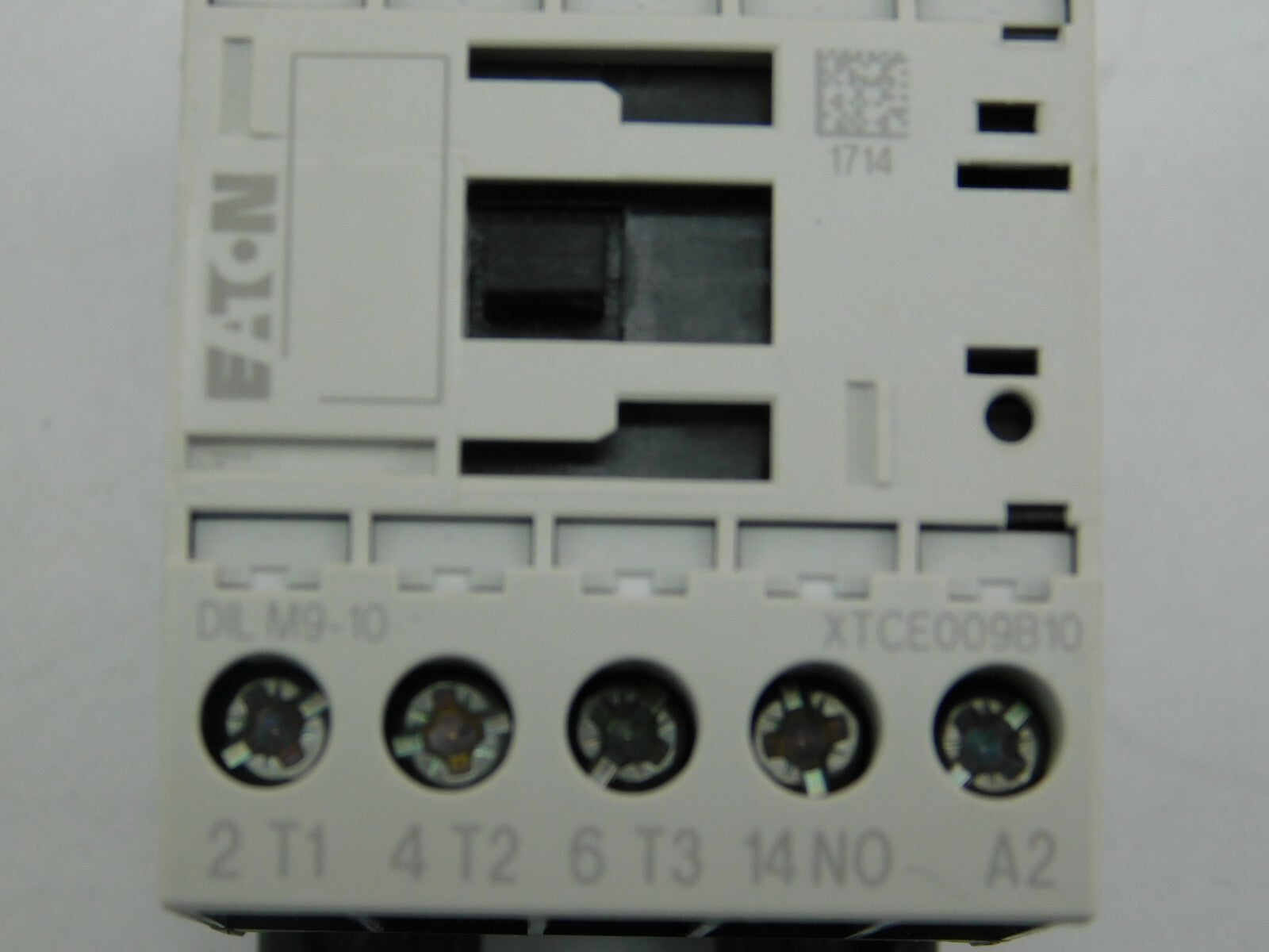 EATON  Leistungsschütz, 4 kW DILM9-10 XTC009B10F 230V50HZ.24 0V 60HZ