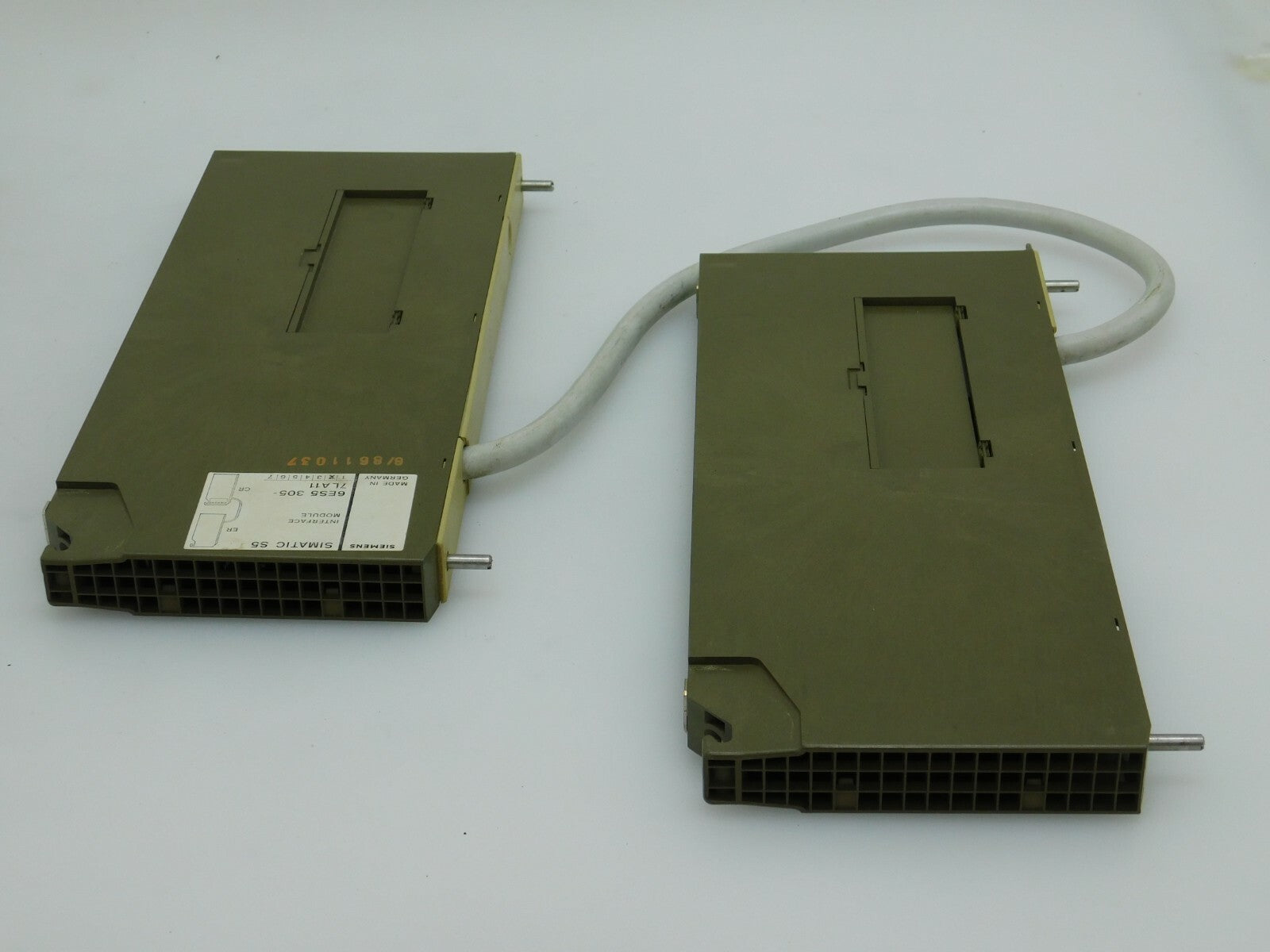 SIEMENS SIMATIC S5 6ES5 305-7LA11 INTERFACE MODULE  