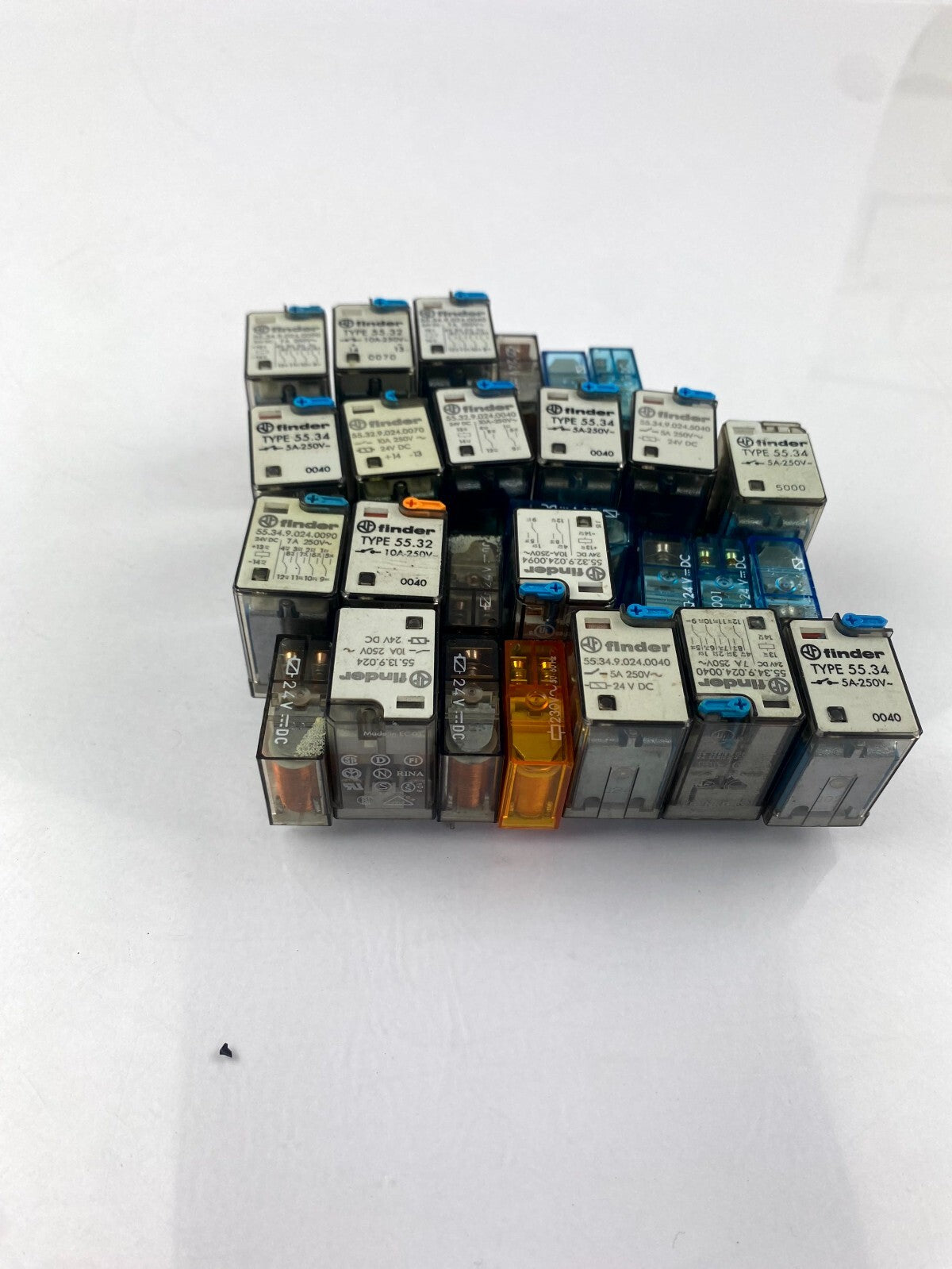 Posten Finder 55,34 55.34.9.024.0040. 5A 55.32 55.34.9.024.0090 55.13.9.240
