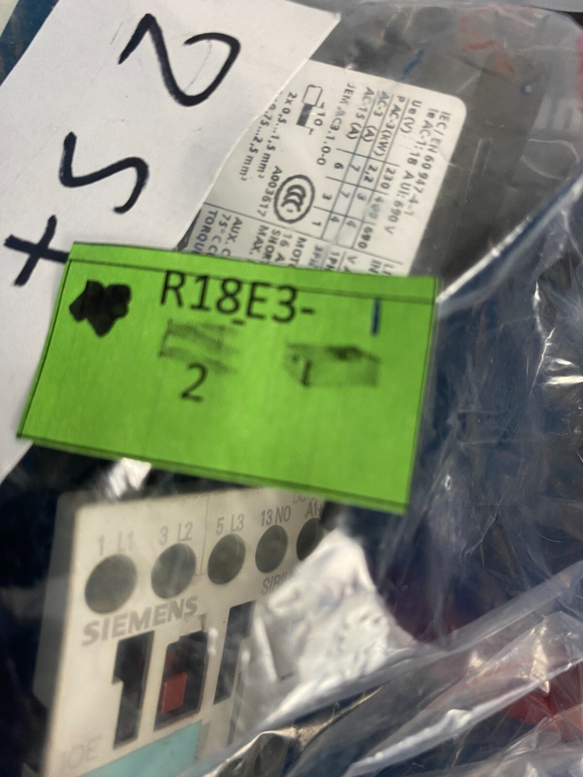 SIEMENS SIRIUS 3RT1015-1BB41 **2 Stück**