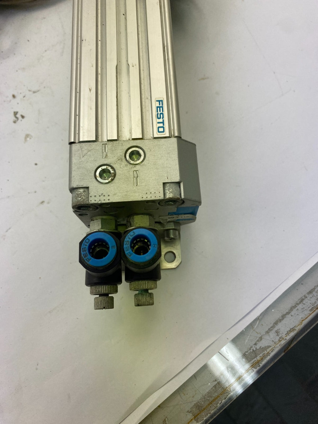 Festo DGP-32-420-PPV-A-B