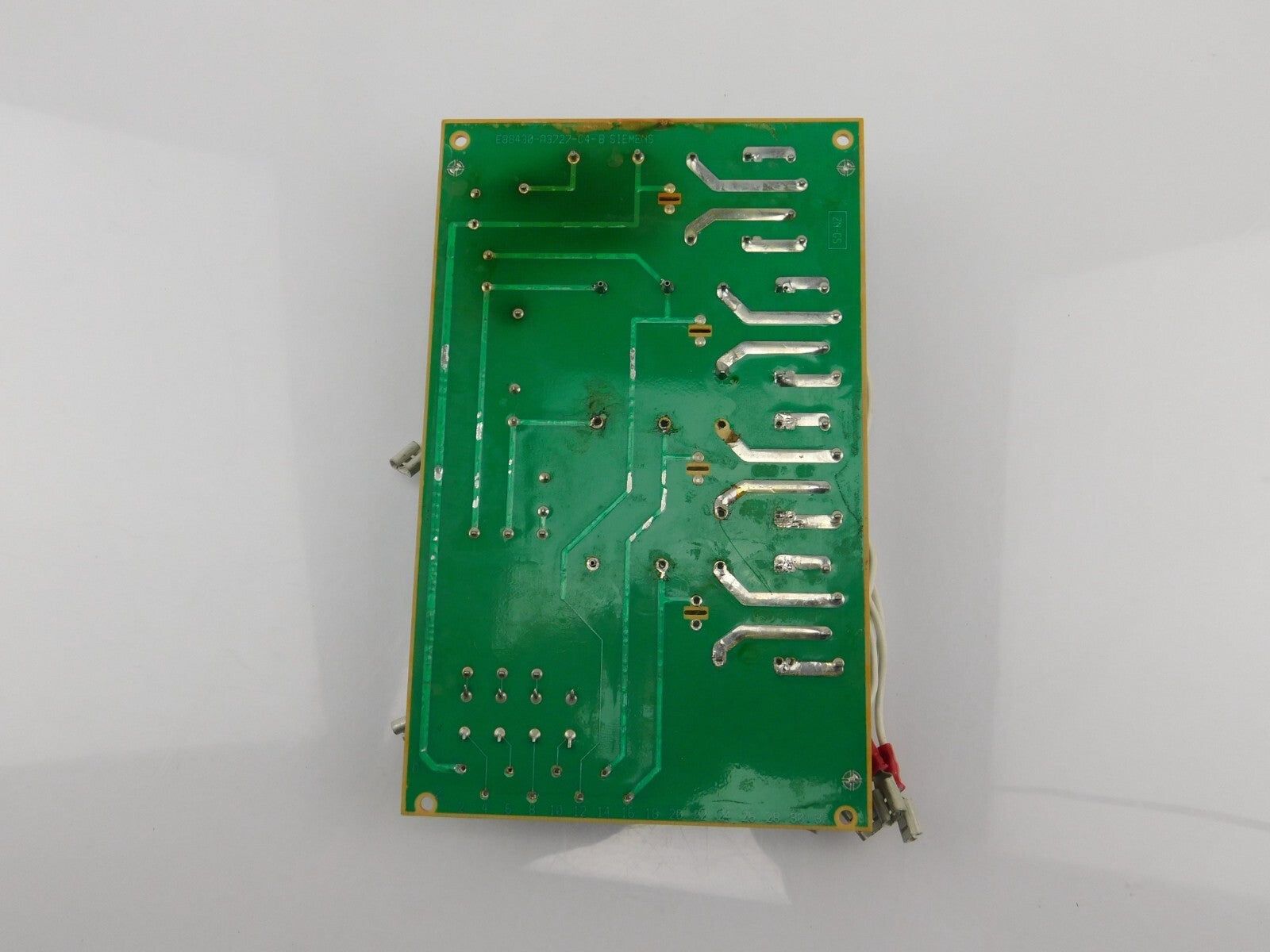 SIEMENS E88430-A30-A3727-CA4-B