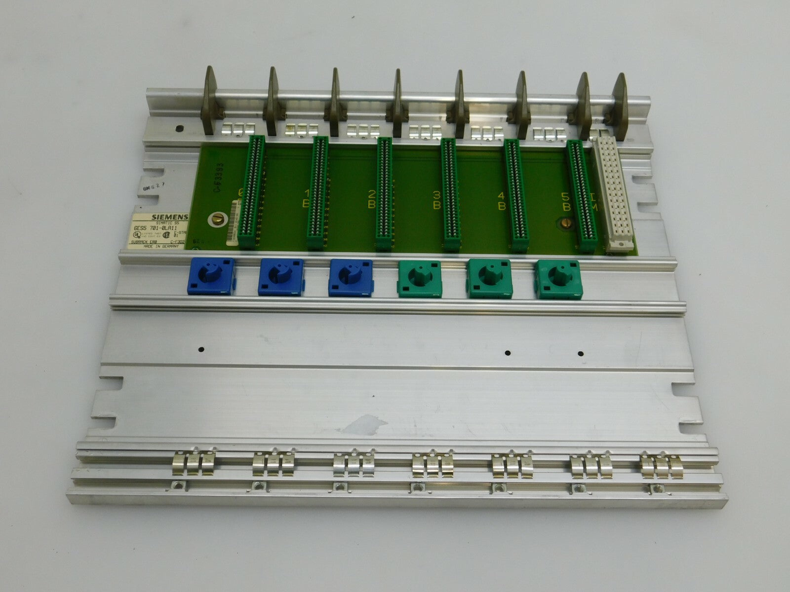 SIEMENS SIMATIC S5 6ES5 701-0LA11 SUBRACK ER0