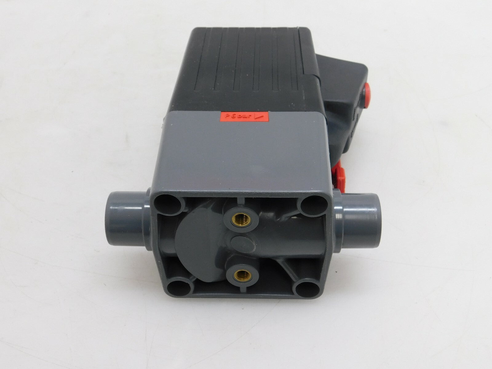 Gemü Magnetventil 225 25D 0 114123050/60    6 bar