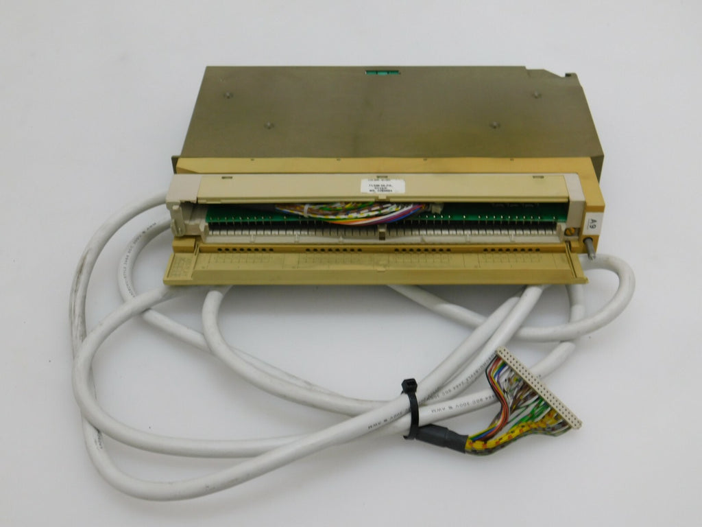 SIEMENS SIMATIC S5 6ES5 451-7LA11 DIGTAL OUTPUT 32x DC 24 V 0,5 A