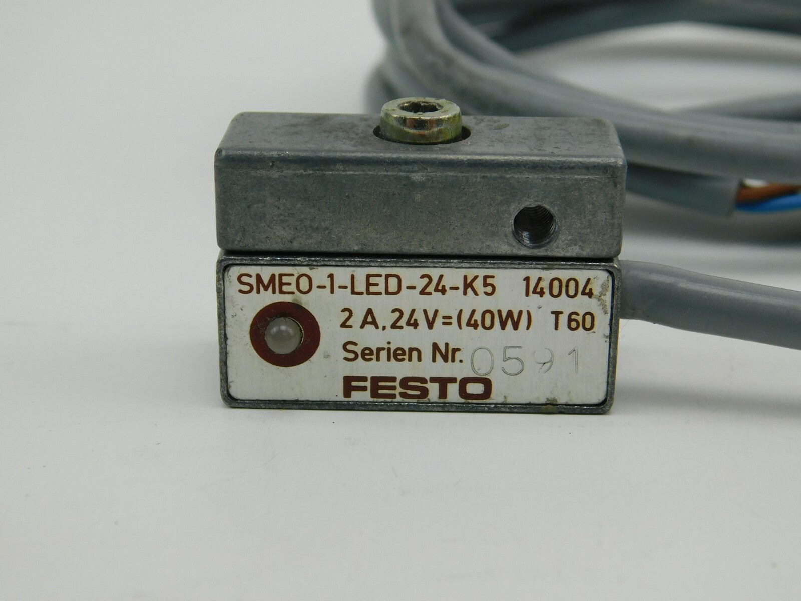 FESTO Näherungsschalter  SEMO-1-LED-24-K5 14004 2A ,24V 40W  **  2 Stück **