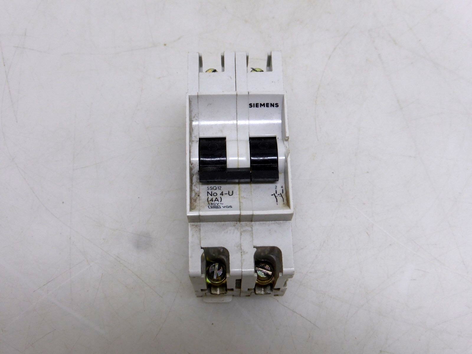 Siemens 5SQ12 No 4-U Leitungsschutzschalter 2-polig ~380V