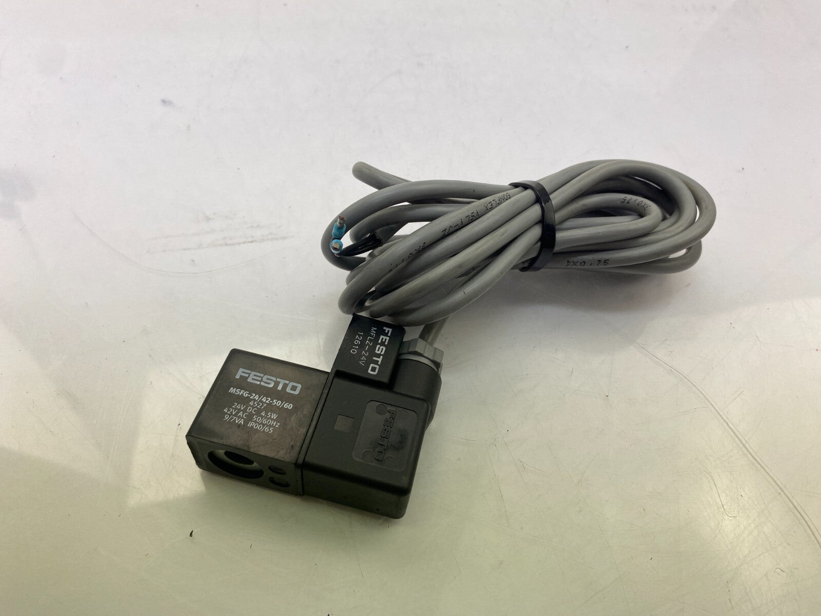 FESTO MSFG-24/42-50/60 4527+FESTO MFLZ-24V 12610