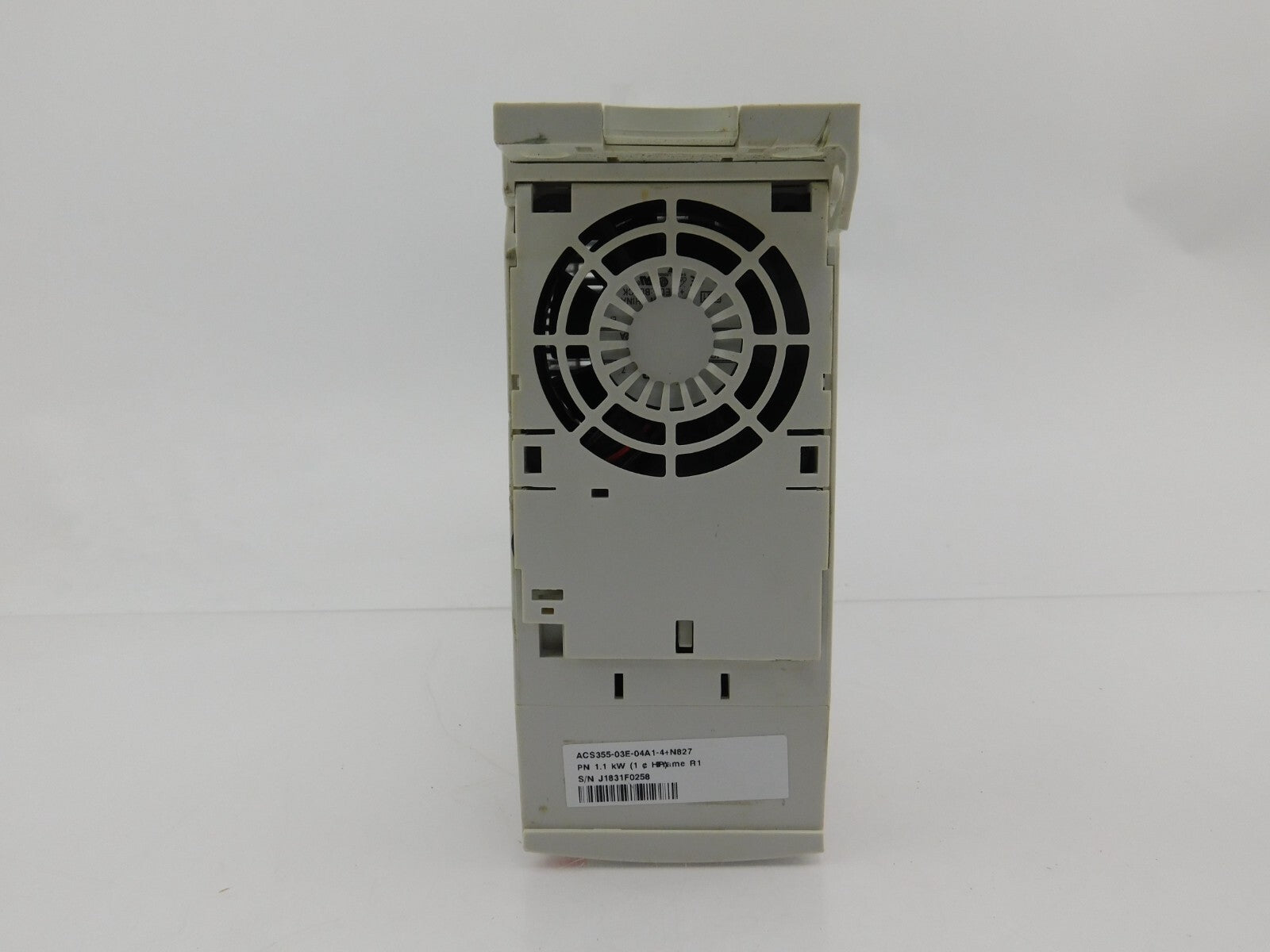 ABB ACS355-03E-04A1-4+N827