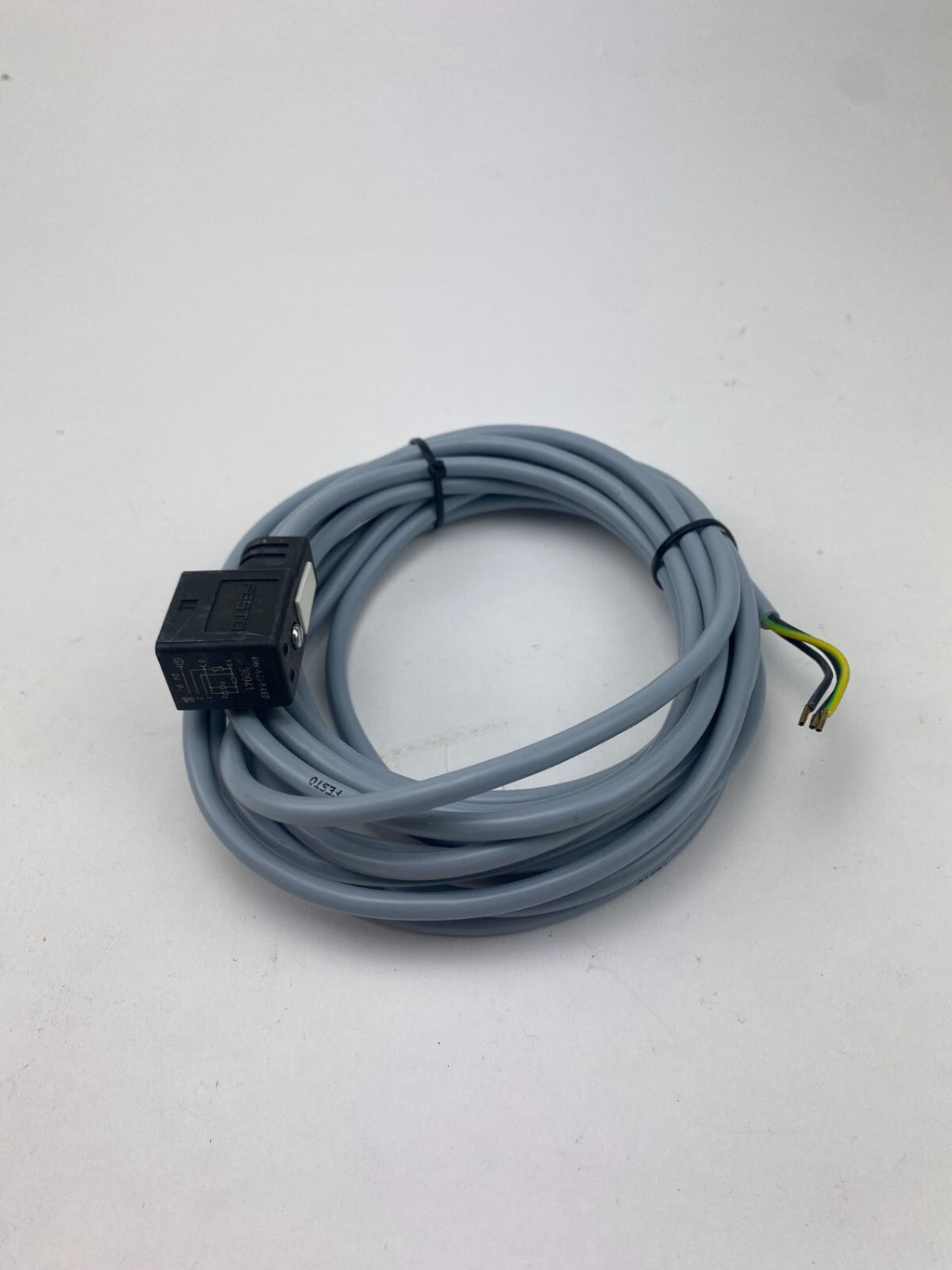 FESTO KMV-1-24-5-LED 30941  Ca.5M