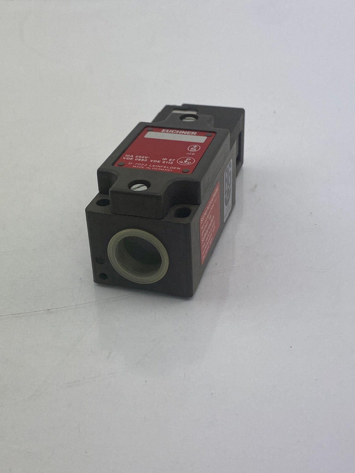 EUCHNER NZ1VZ-528 C  F1 4454392