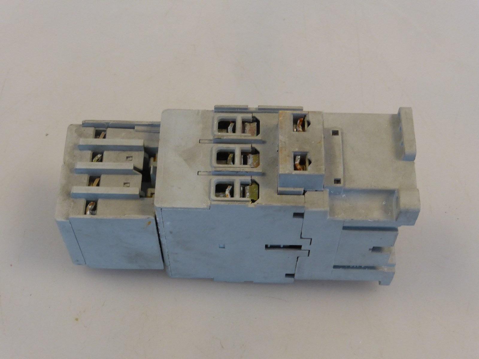 Allen Bradley 100-C37* A Allen Bradley 100-F A