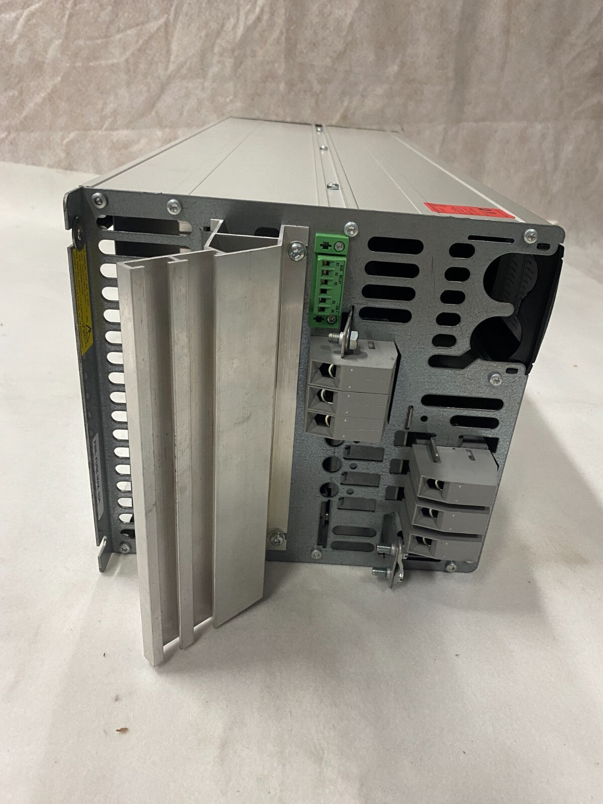 Danfoss VLT 5000 VLT5027PT5C20STR30LF00A00C0 IP20 Tamb MAX 40°/45° C(104°/113°F)