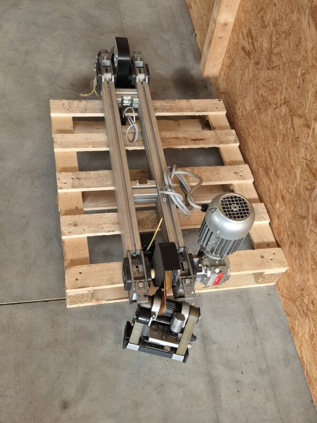 Bosch Nr. 3842999135  160*1000* 9*380/50*S*N