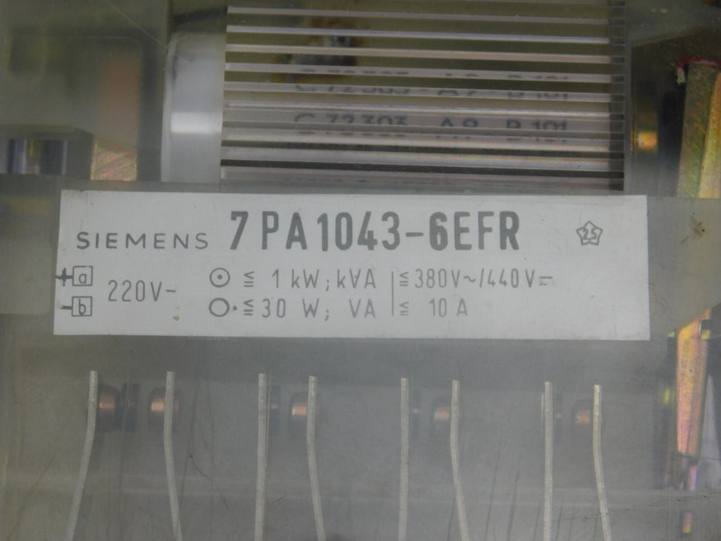 SIEMENS 7PA 1043-6EFR 1KW 380V~ 10A 220V~