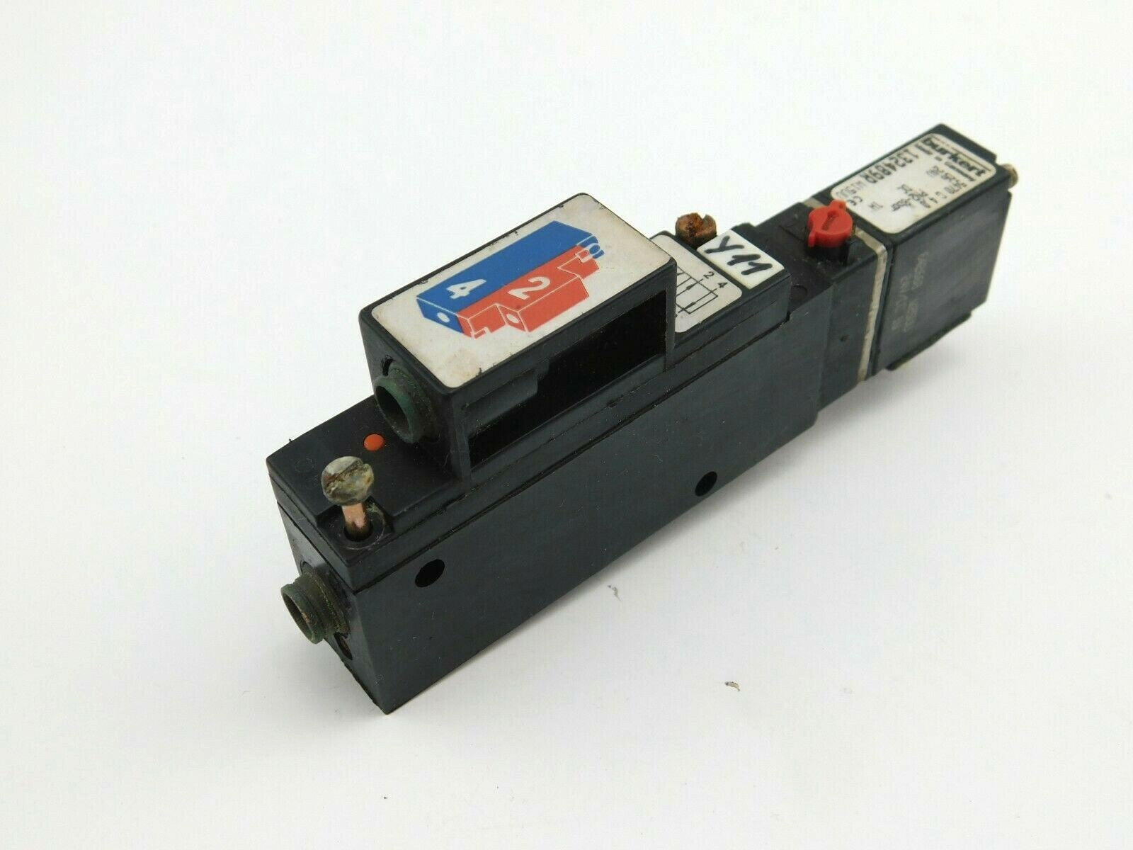 BURKERT  Pneumatik 132489R PN 2-8 bar 24V DC 1W