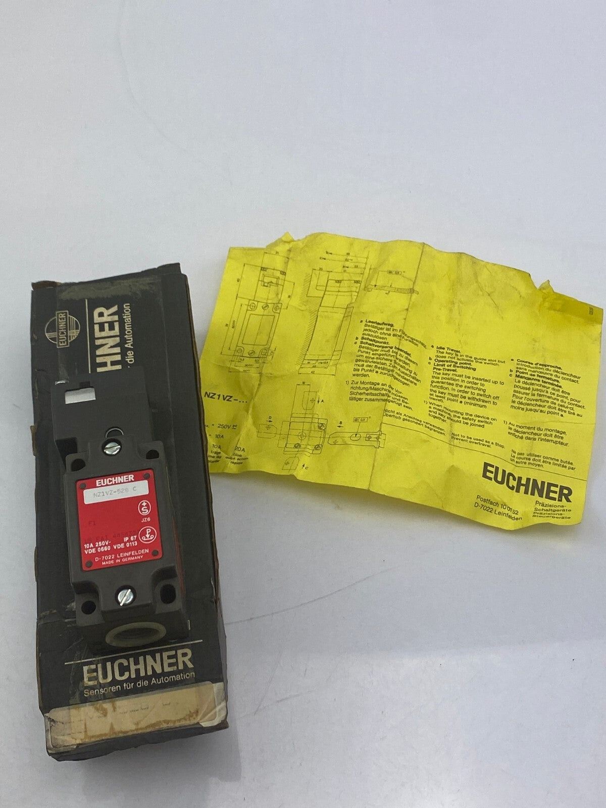 EUCHNER NZ1VZ-528 C  F1 4454392
