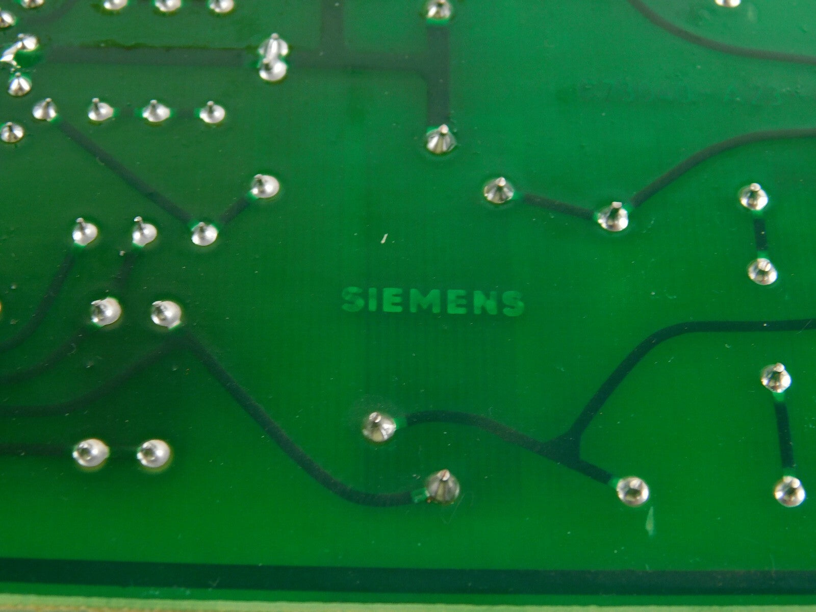 Siemens 7TR2004-0 / DD   C73040-A23-C173-2-87