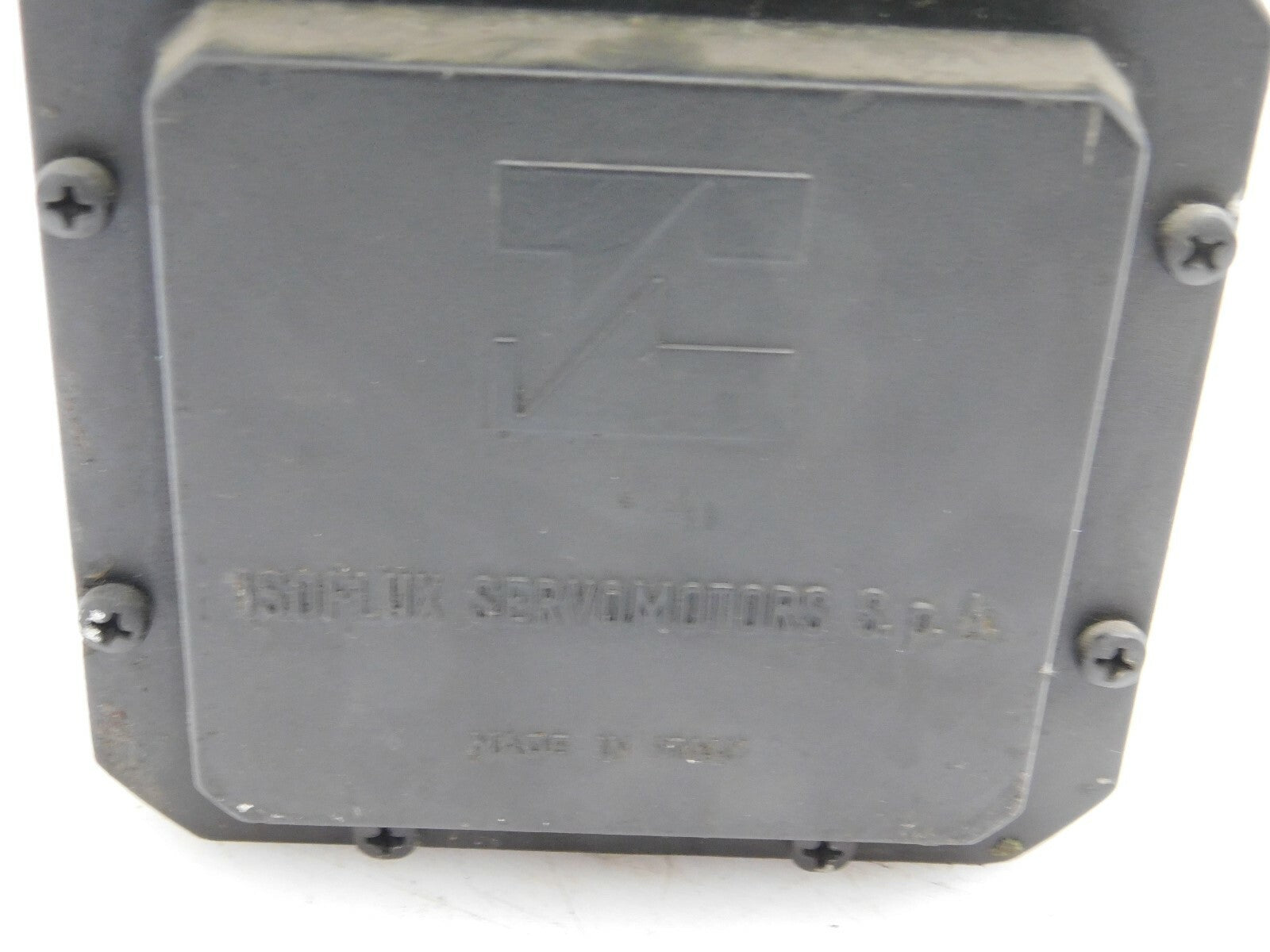 Isoflux ABB Servomotor 6443300UV1021G1E  14/70Nm  15,4/77A 