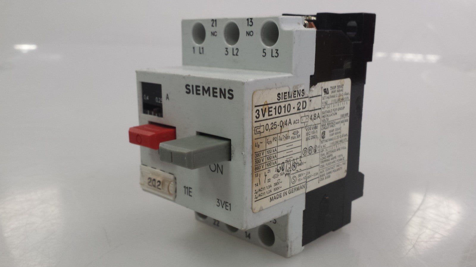 SIEMENS 3VE1010-2D Motorschutzschalter