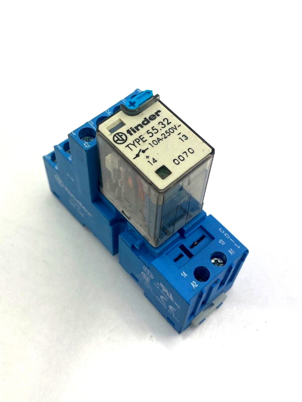 finder TYPE 55.32 10A-250V~ 0070+finder 94.04 ** 2 Stück**