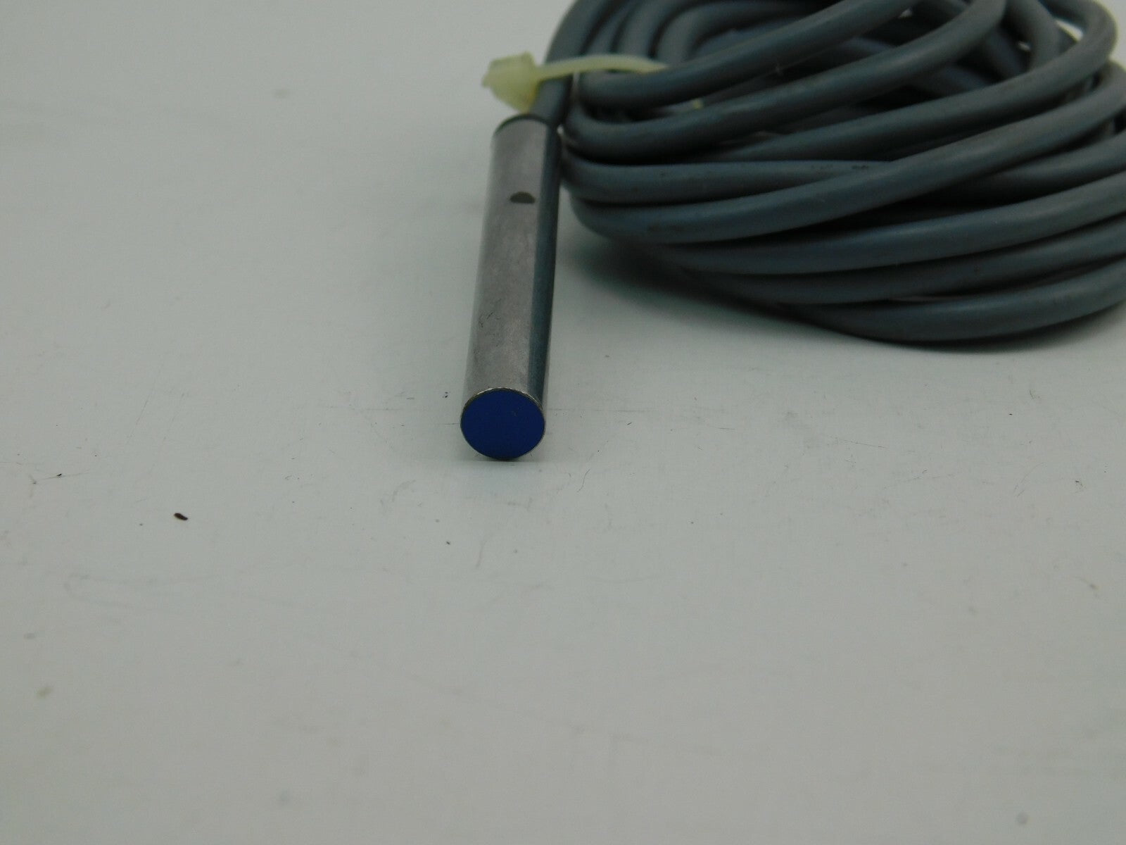 CONTRINEX Näherungsschalter DW-AD-503-065 186023 Ca. 2 Meter 