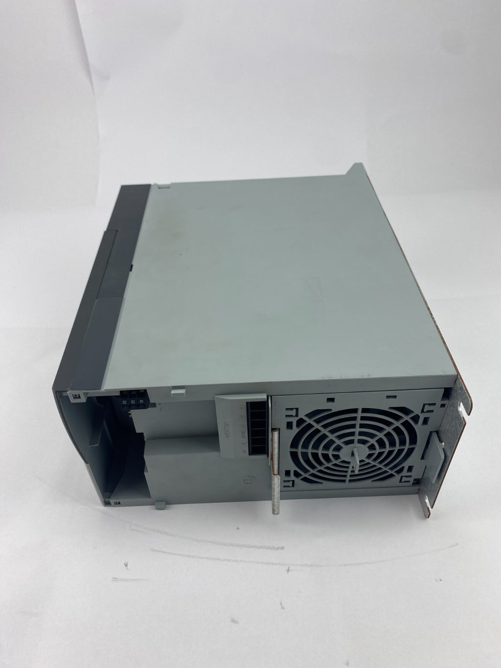 Danfoss LISTED 5AF3 E358502 FC-280P11KT4E20H1 134U7722