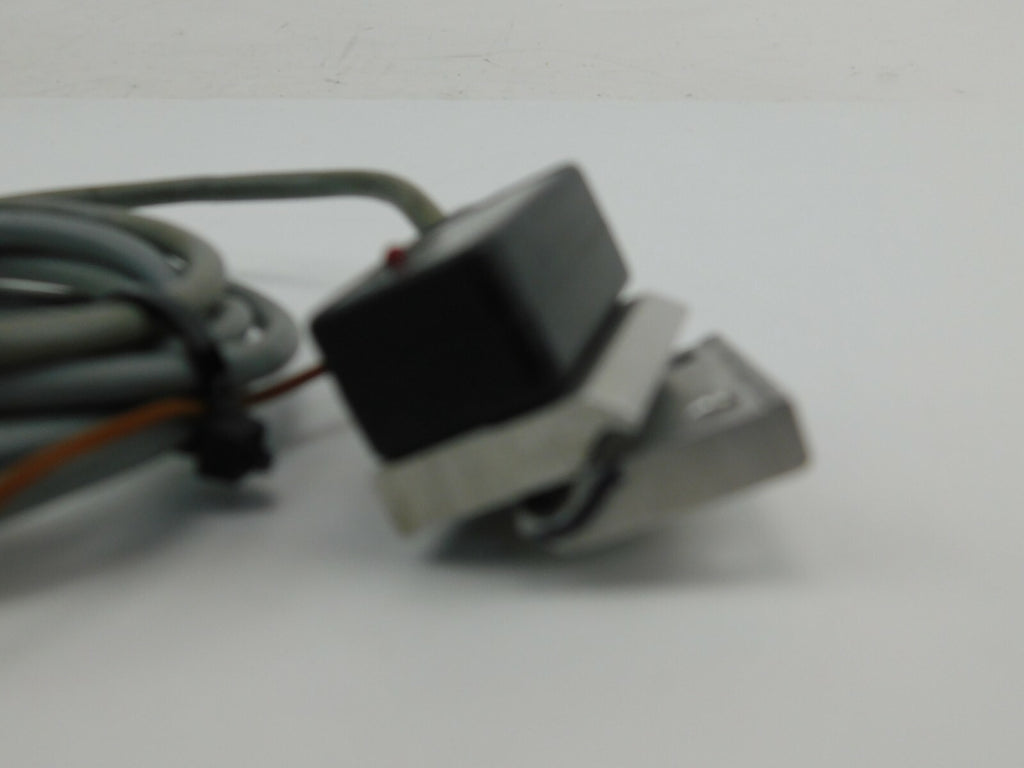 BOSCH Näherungsschalter 0830100351 20 W / 32 VA MAX 240 V **  C.a 1,5 Meter **