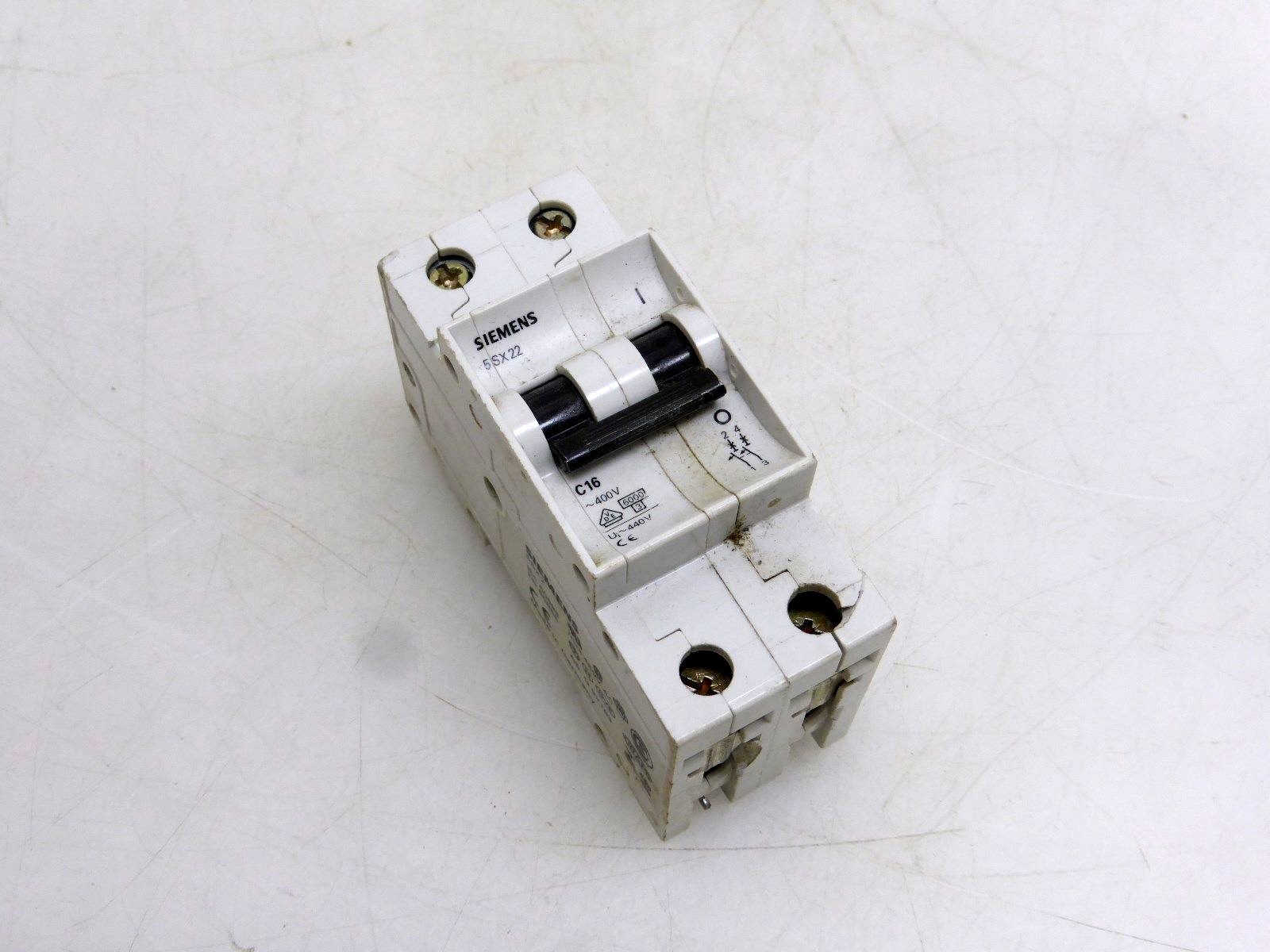 Siemens 5SX22 C16 Leitungsschutzschalter 2-polig ~400V