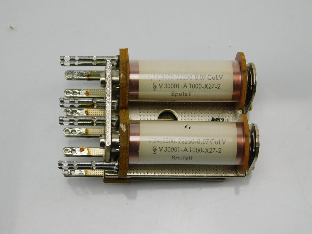 Siemens Relais V 30001-A 1000-X27-2 Spulell