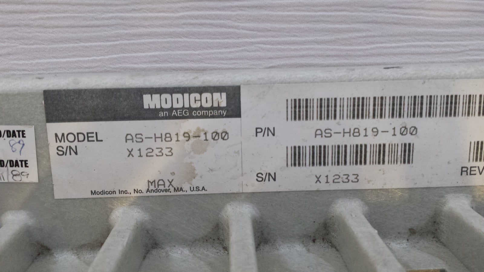 AEG Modicon AS-H819-100 RACK