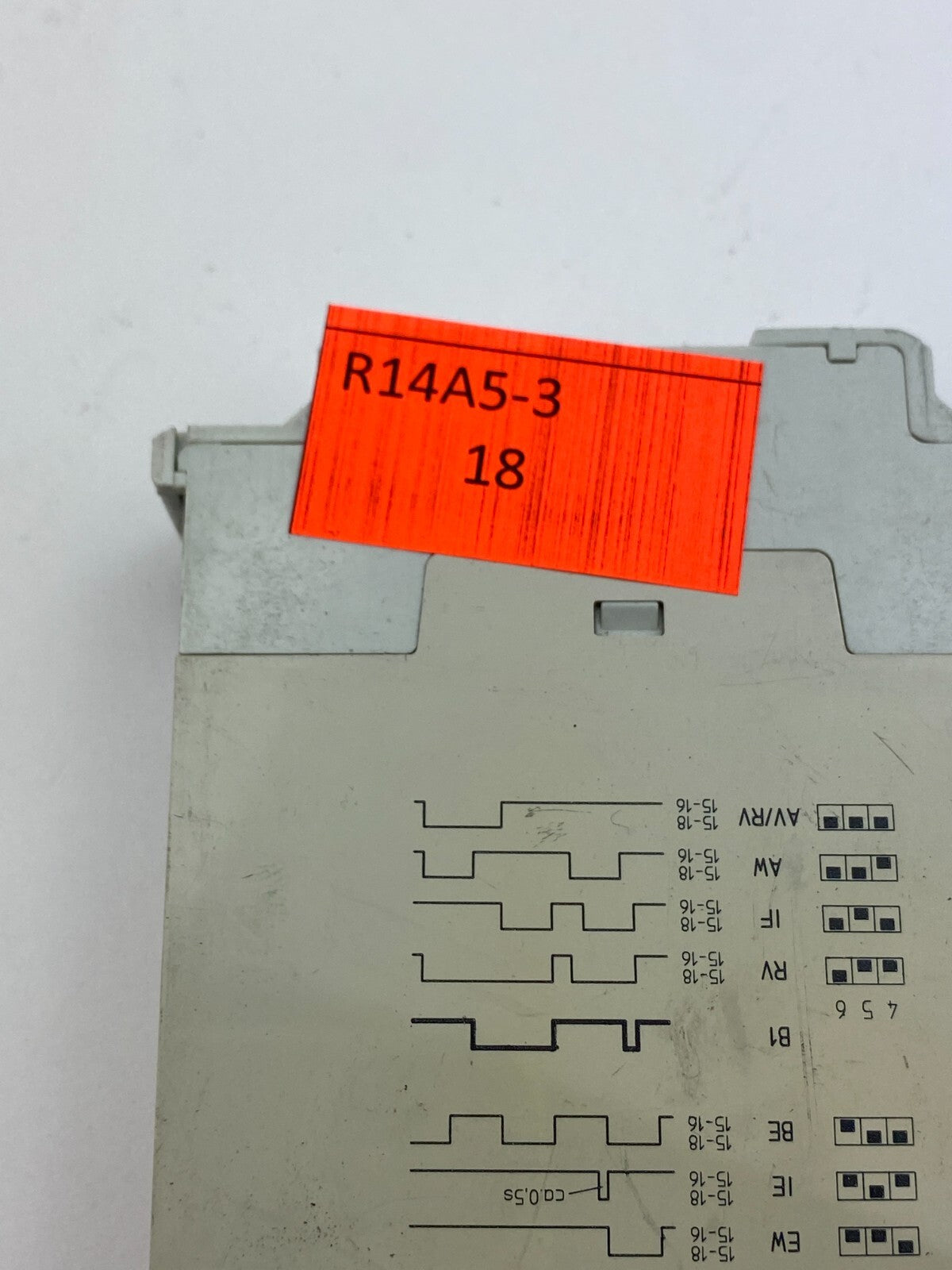 DOLD multitimer MK 7850.82/200 A1/A2 AC/DC 50-400Hz