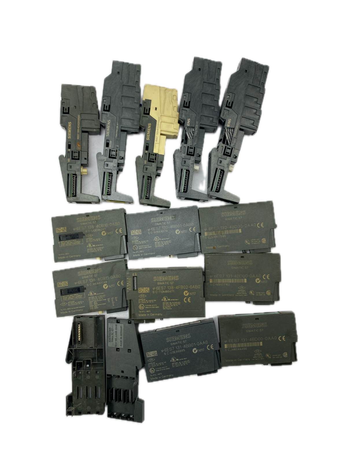 POSTEN...SIEMENS 6ES7 193-4JA00-0AA0+193-4CA20-0AA0+6ES7 132-4BD30-0AA0+..